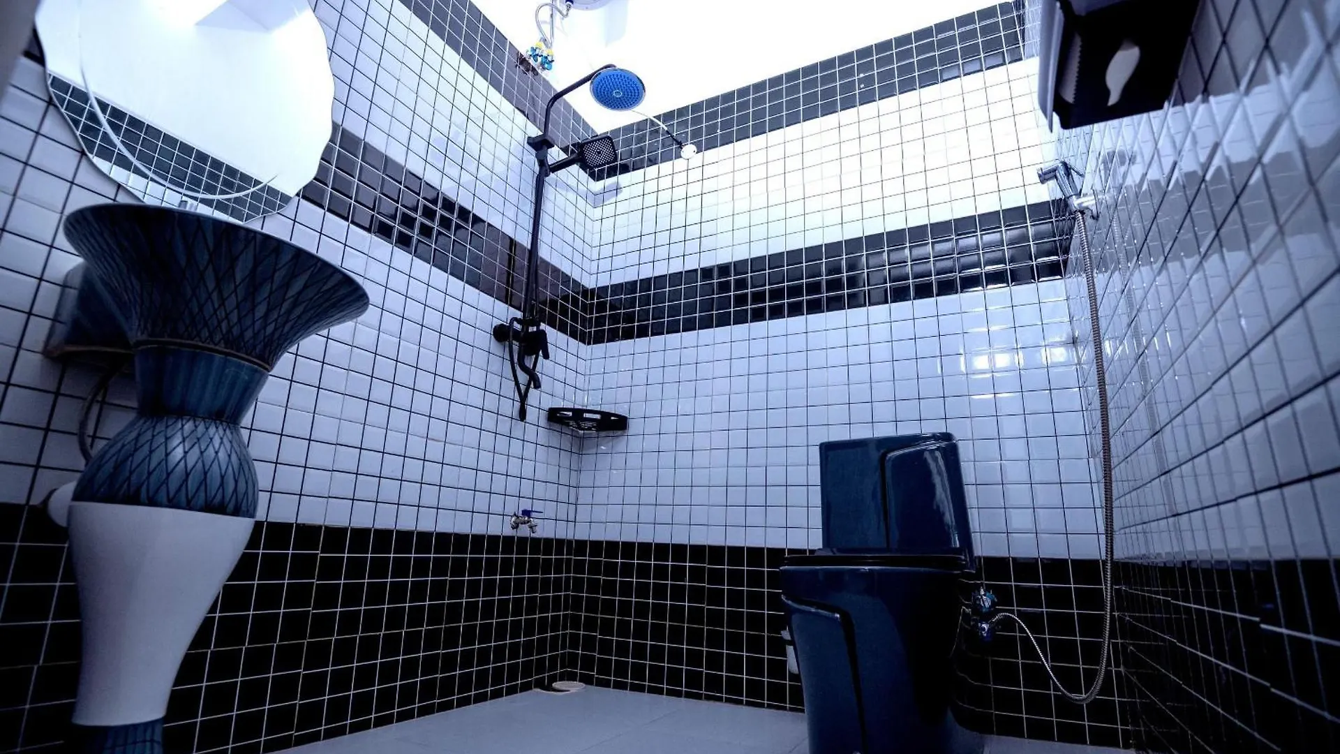 מלון קמפאלה Vegas Chillout Suites